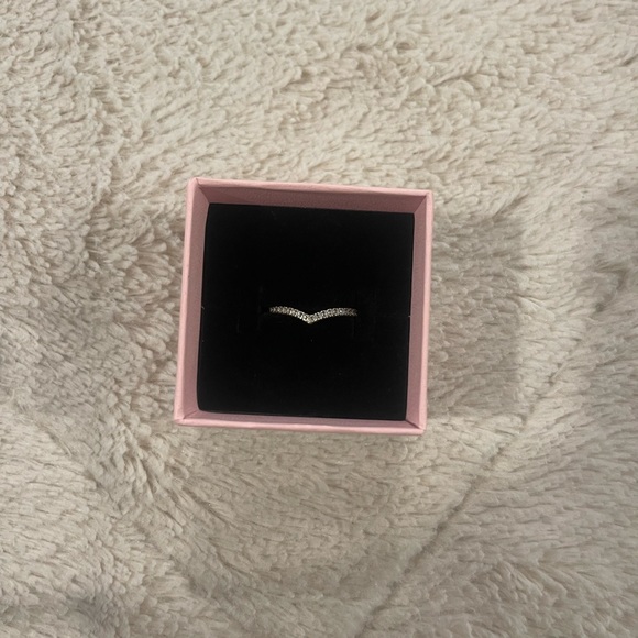 Pandora Sparkling Wishbone Ring - Picture 2 of 2
